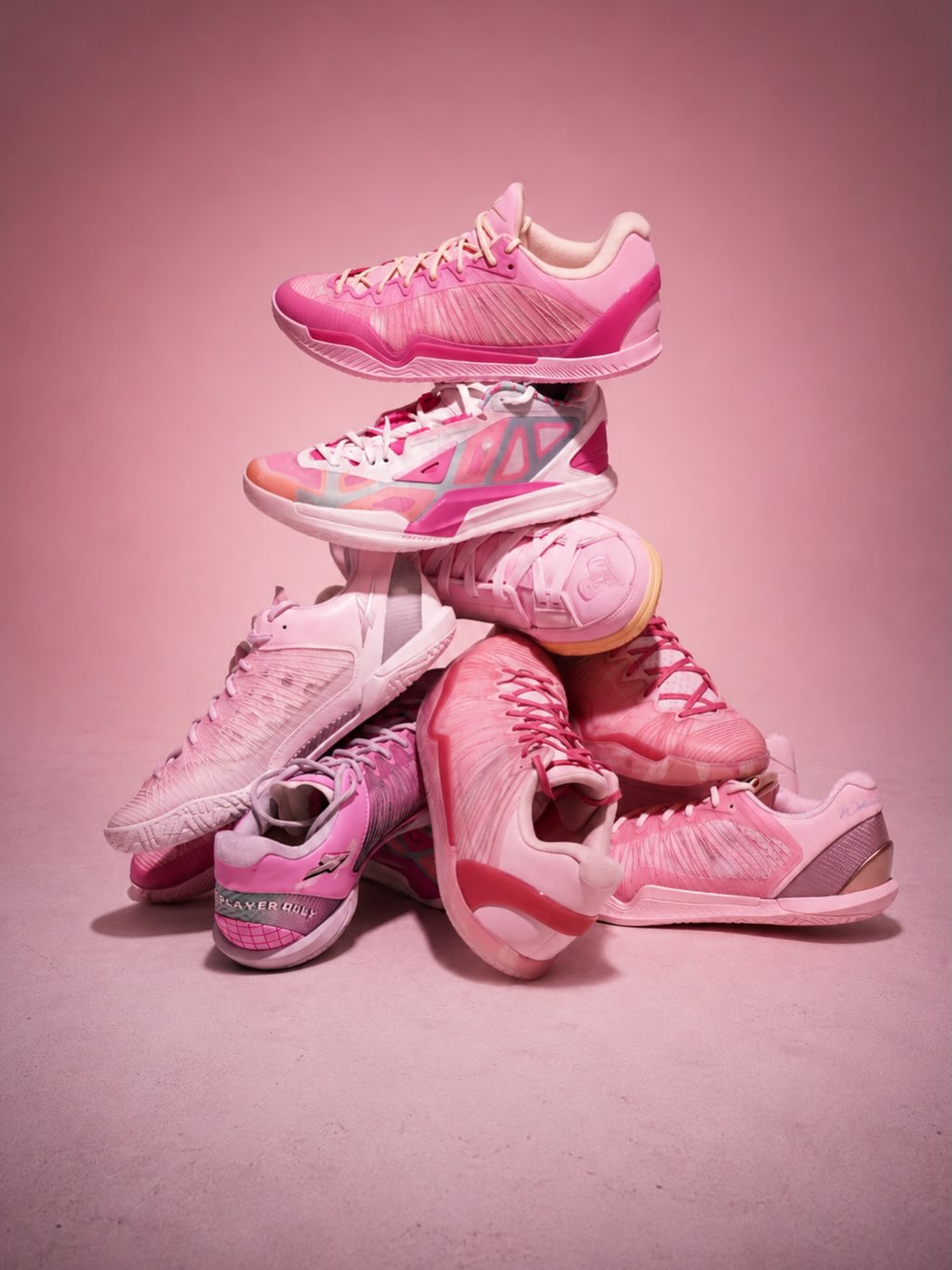 Chaussures de basketball roses